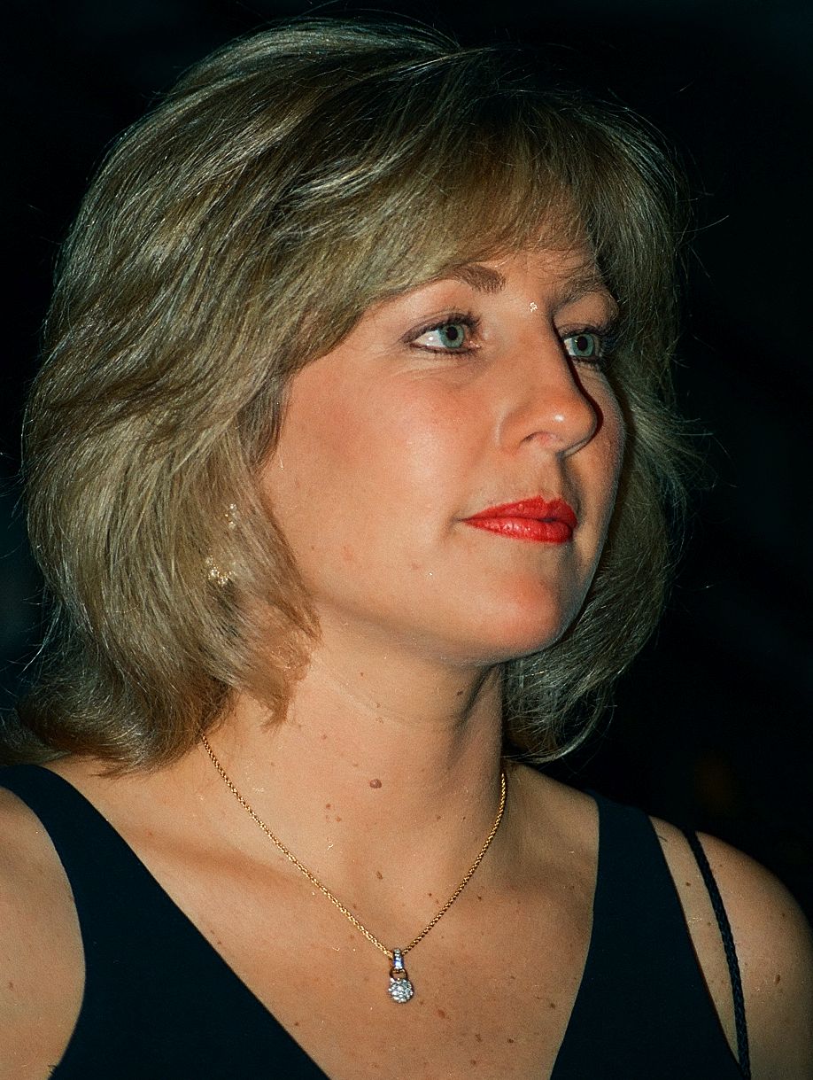Dee Myers
