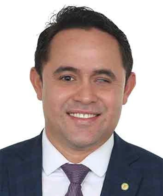 Portrait of Gabriel Mota