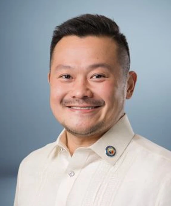 Portrait of Irwin Tieng