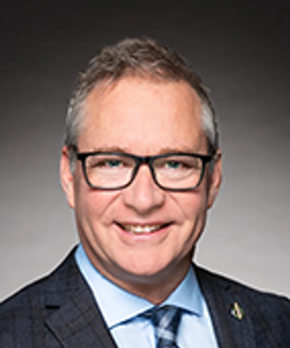 Portrait of Martin Champoux