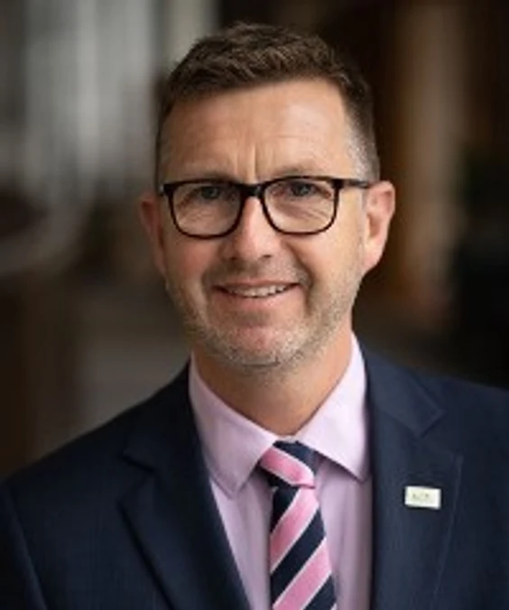 Portrait of Simon Court