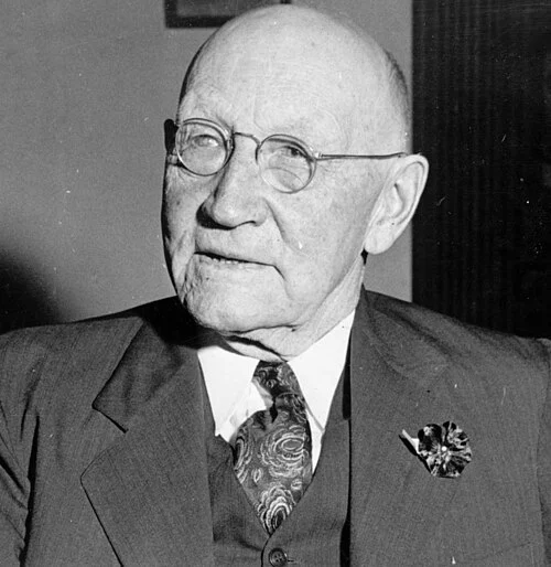 Robert Doughton